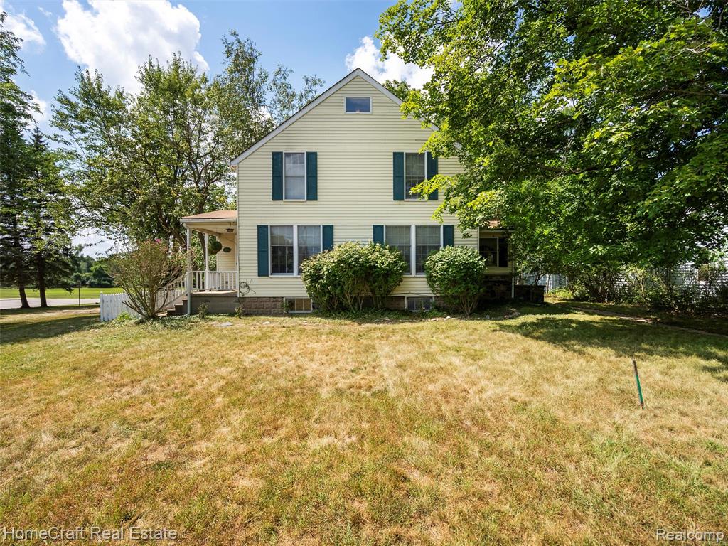 618 GRANT Street, Chelsea, MI 48118 — Photo 2