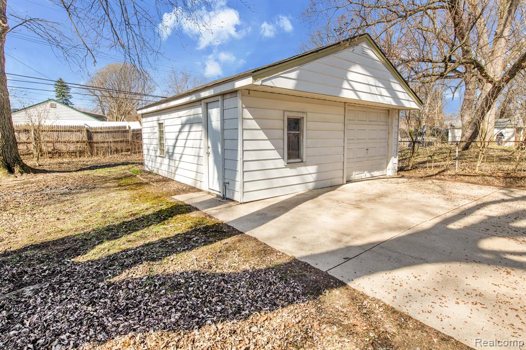 6160 WILKIE Street, Taylor, MI 48180 — Photo 3
