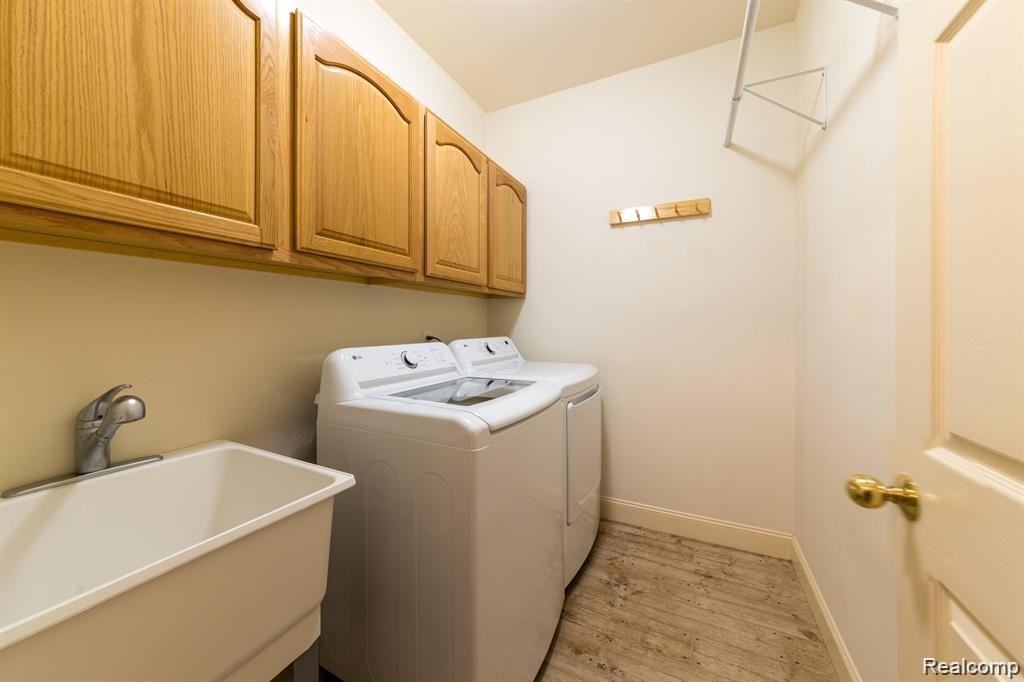 6959 KENNESAW Road, Canton, MI 48187 — Photo 16
