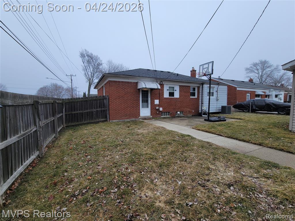 28259 Floral Street, Roseville, MI 48066 — Photo 13