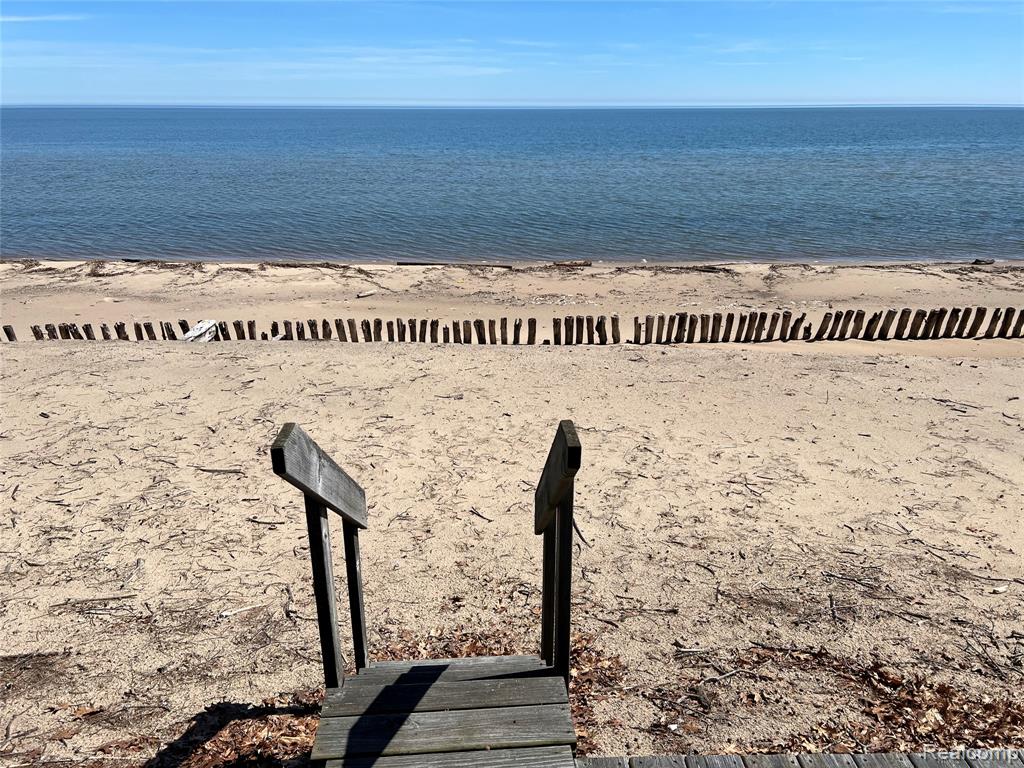 2706 N Us Highway 23, Oscoda, MI 48750 — Photo 4