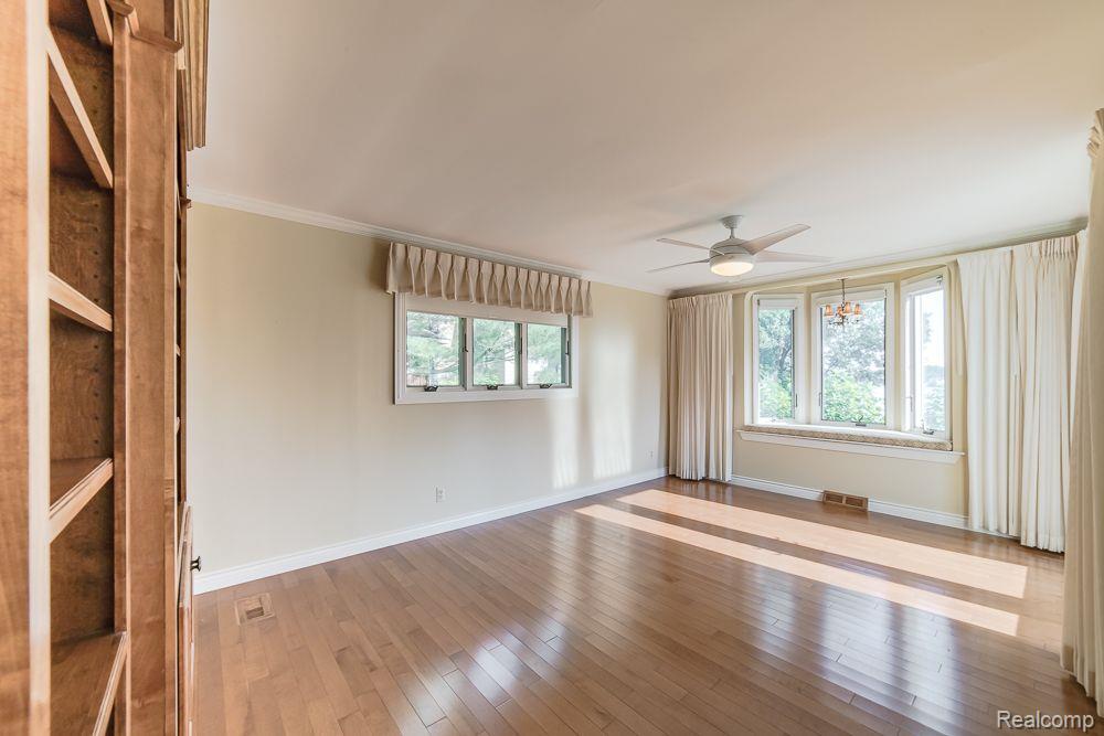 3648 WOODLAND Drive, Metamora, MI 48455 — Photo 23