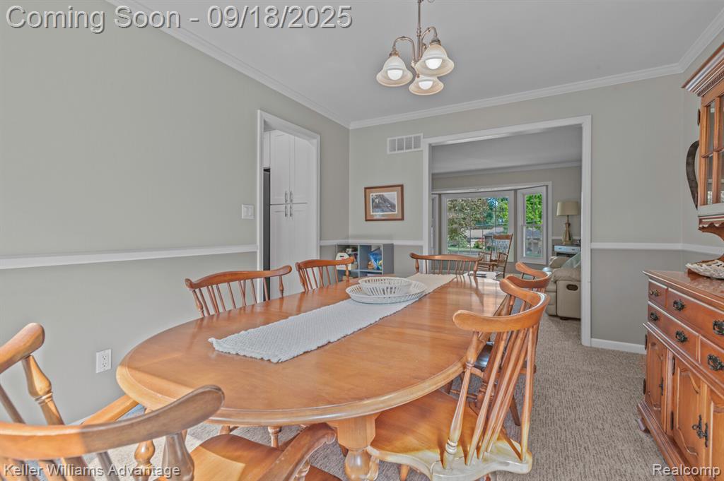 4921 Whitlow Court, Commerce Twp, MI 48382 — Photo 8