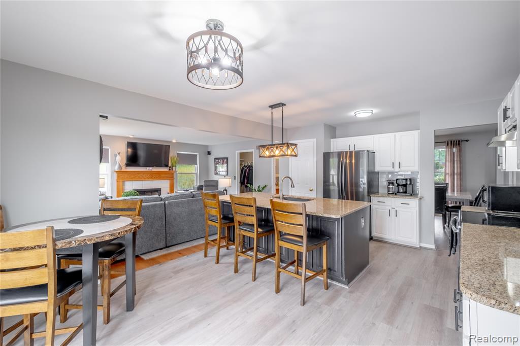 742 Maple Tree Drive, Fenton, MI 48430 — Photo 14