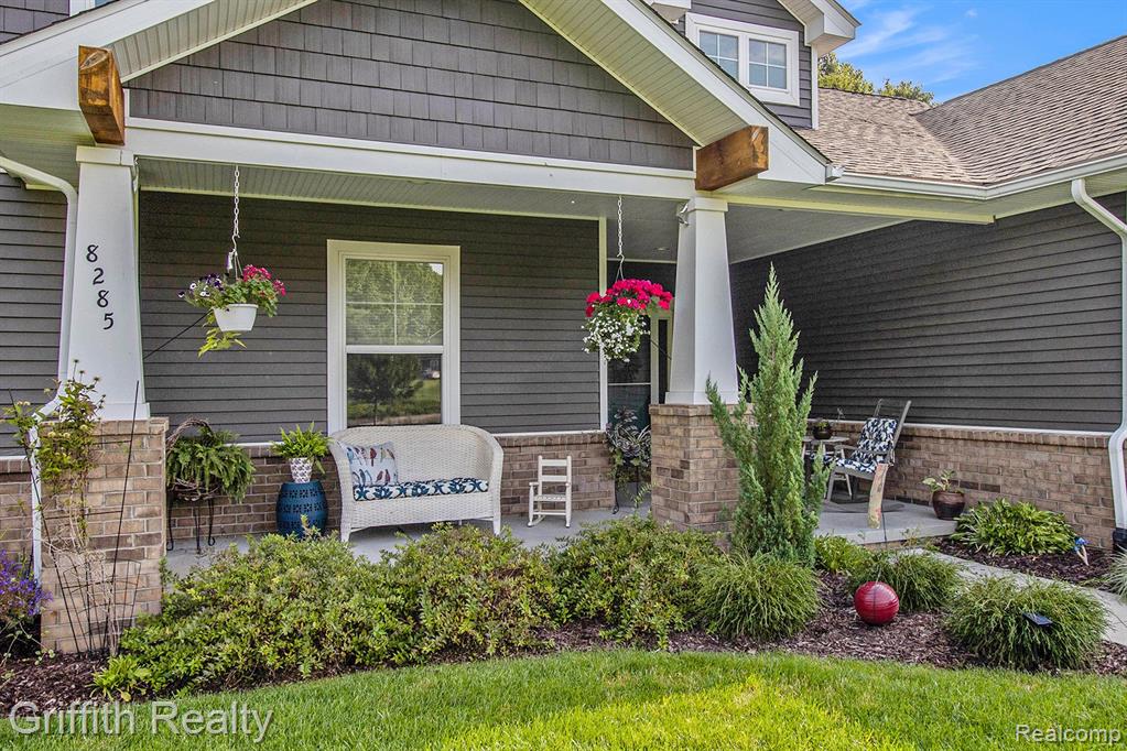 8285 MEADOW CREEK Lane, Pinckney, MI 48169 — Photo 3