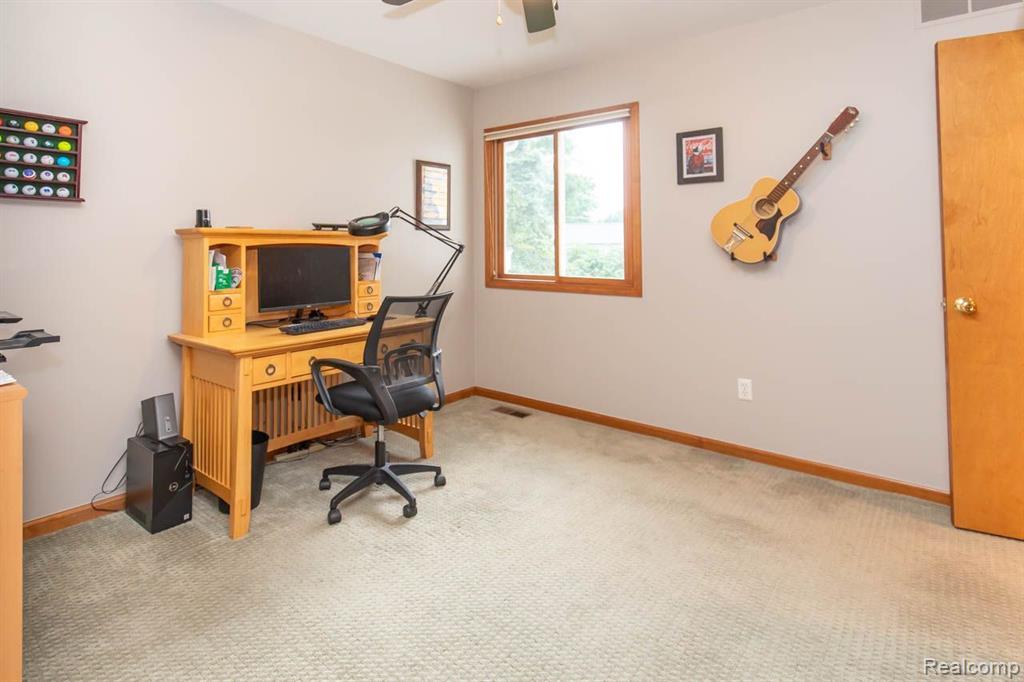914 E LIBERTY Street, Milford, MI 48381 — Photo 55