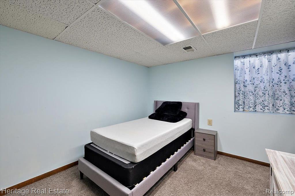 2855 ROUNDTREE Drive, APT 104 L, Troy, MI 48083 — Photo 23