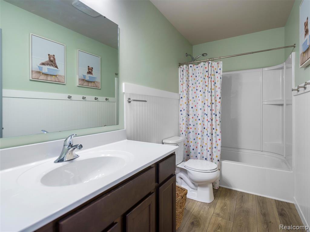 5559 Radiant Avenue, Howell, MI 48855 — Photo 23