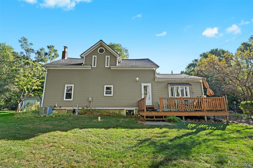 9669 Hadley Road, Clarkston, MI 48348 — Photo 49