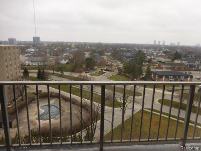 15801 PROVIDENCE Drive, 9F, Southfield, MI 48075 — Photo 18