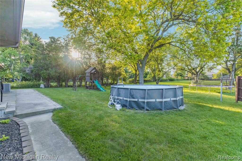 8359 Chicago Road, Warren, MI 48093 — Photo 66