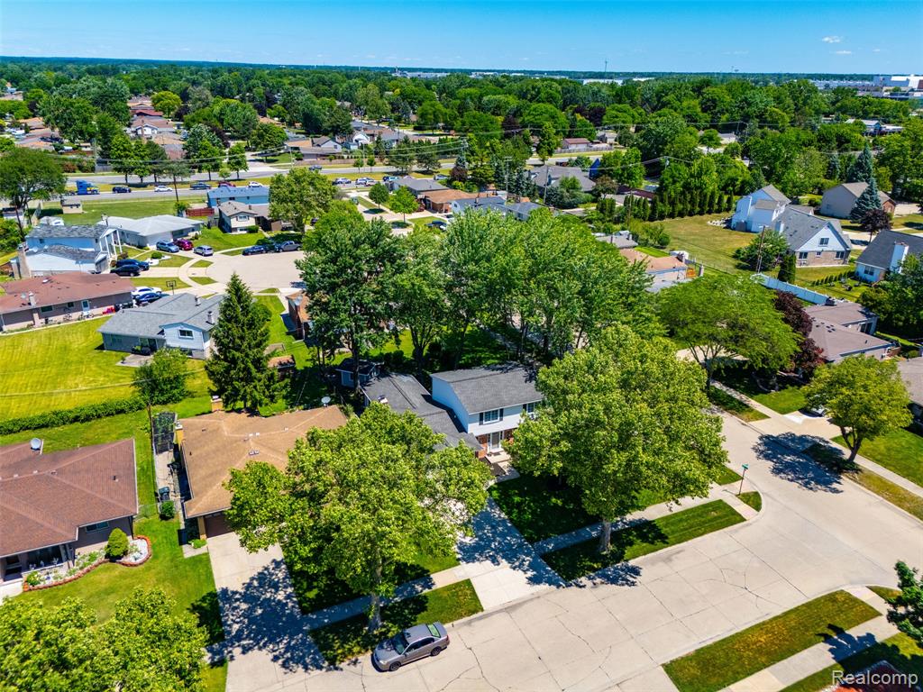 5159 Lewis Drive, Sterling Heights, MI 48310 — Photo 12