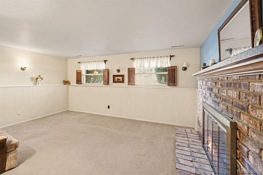7083 Fairgrove Drive, Swartz Creek, MI 48473 — Photo 10