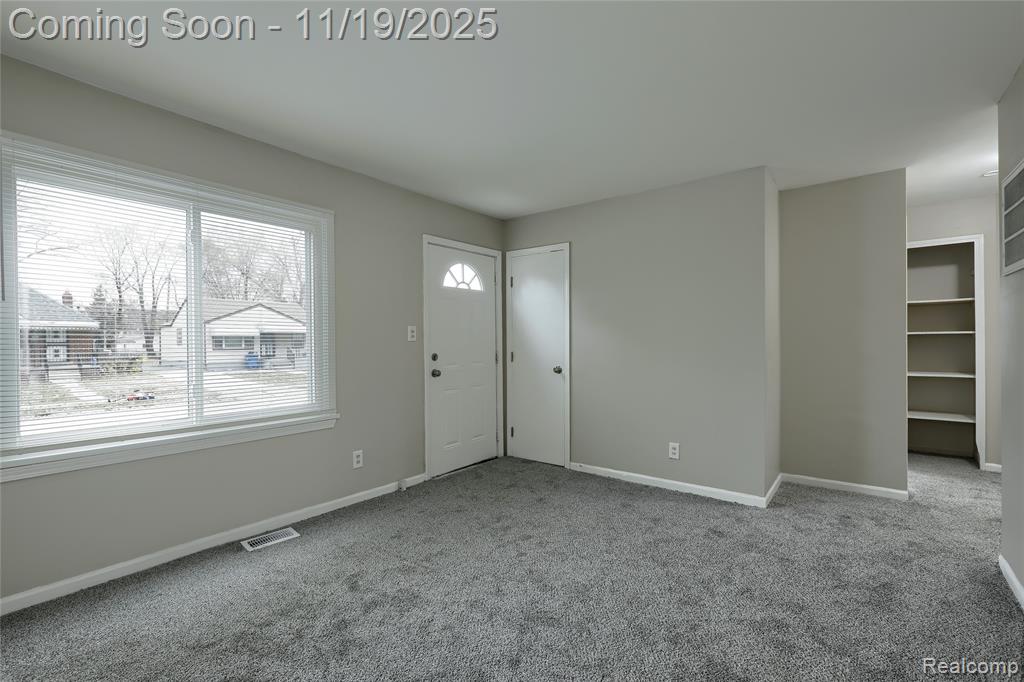 7044 Westminster Avenue, Warren, MI 48091 — Photo 4