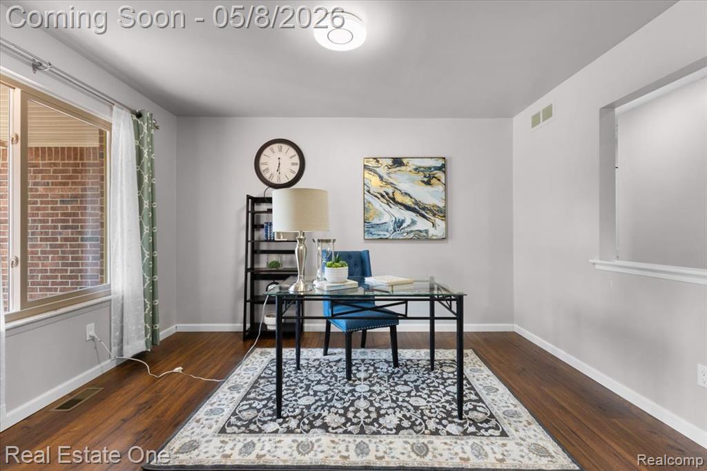 599 Thurber Drive, Troy, MI 48085 — Photo 14