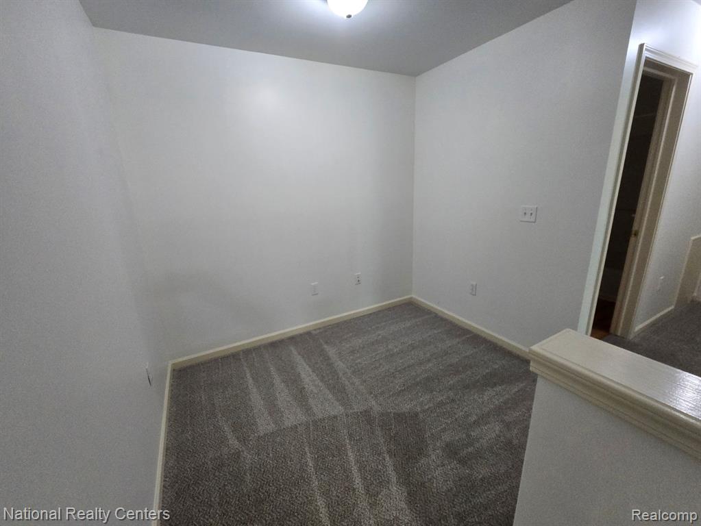 4058 RADCLIFF Drive, Canton, MI 48188 — Photo 18