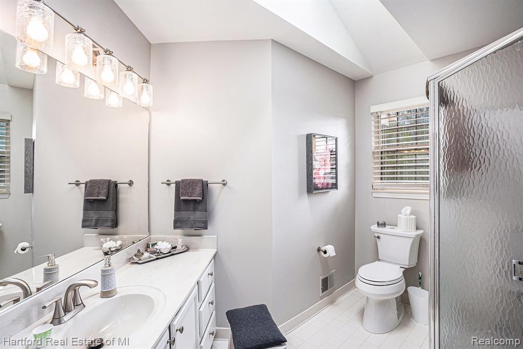 29335 Regents Pointe, 77, Farmington Hills, MI 48331 — Photo 14