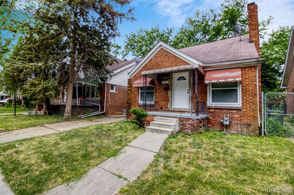 8095 NORTHLAWN Street, Detroit, MI 48204 — Photo 2