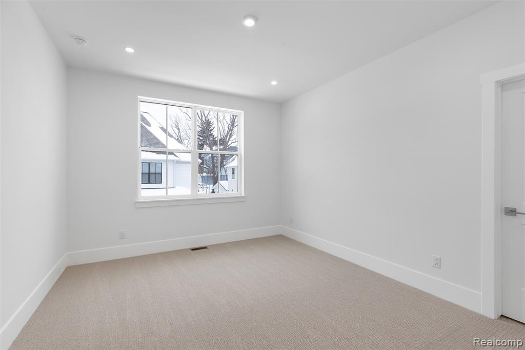 106 Apaloosa, Northville, MI, 48167