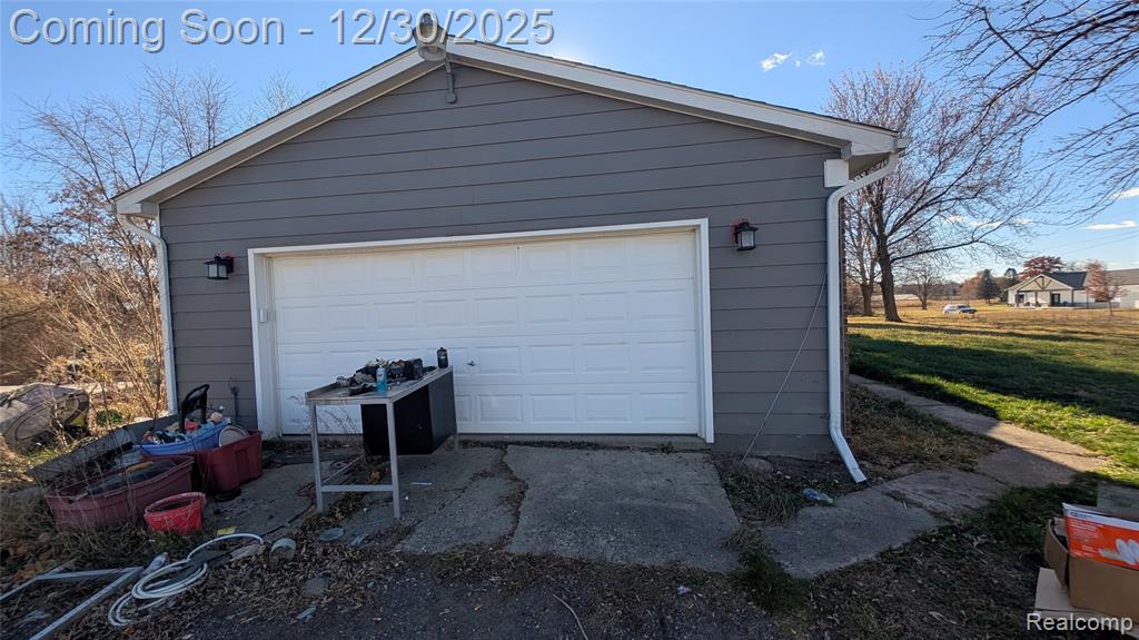 4109 Loves Creek Drive, Howell, MI 48843 — Photo 34