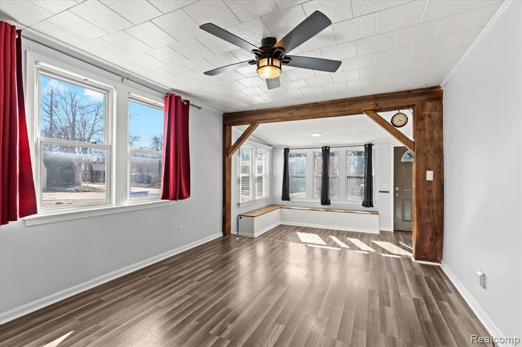 9637 PALMER Road, Whitmore Lake, MI 48189 — Photo 6