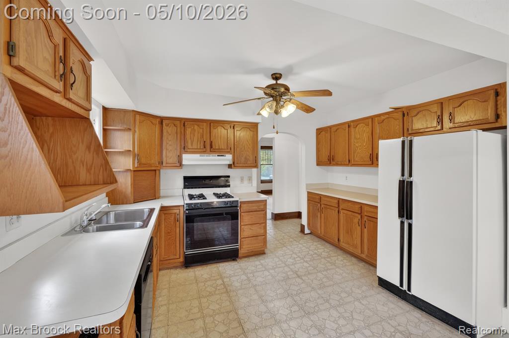 642 W Maplehurst Street, Ferndale, MI 48220 — Photo 21