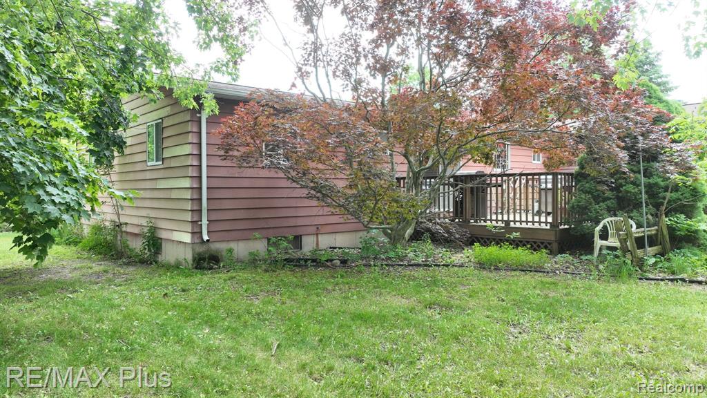 5253 BURNSIDE Road, North Branch, MI 48461 — Photo 27