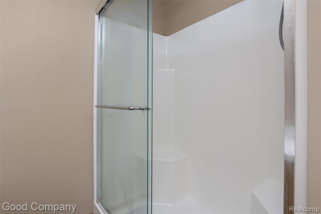 336 Marigold Circle, Westland, MI — Photo 16