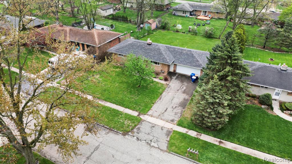 3688 Breaker Street, Waterford, MI 48329 — Photo 3