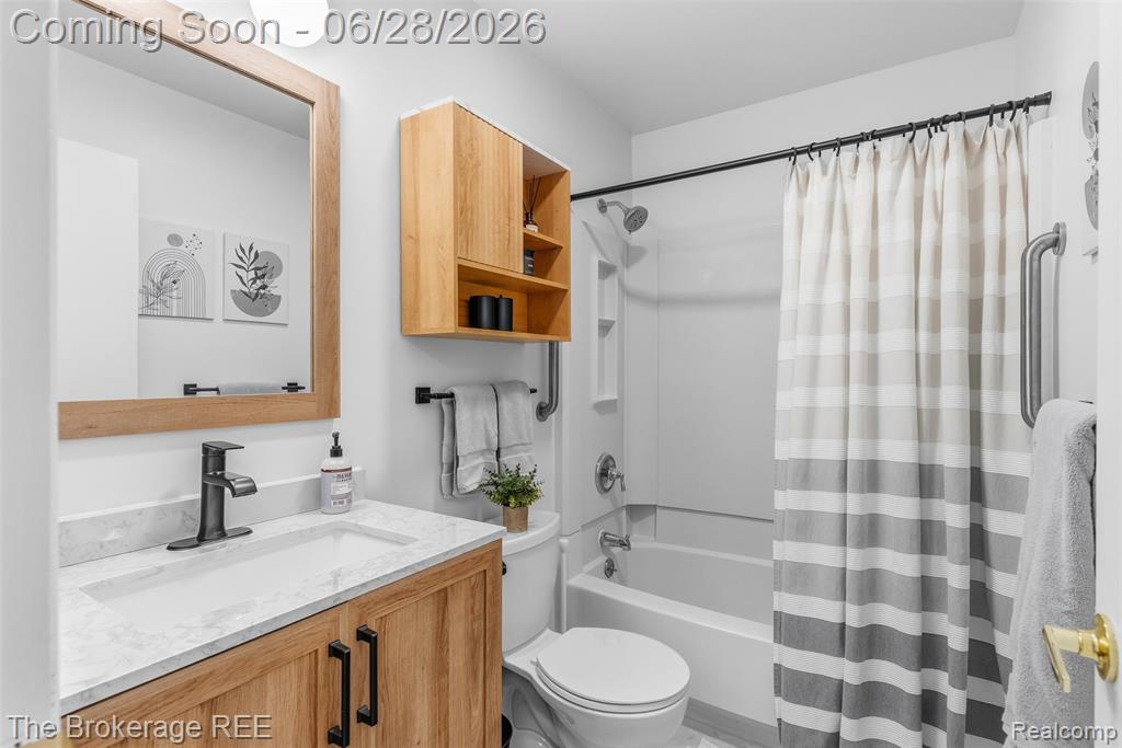 5539 Brompton Court, West Bloomfield, MI — Photo 29
