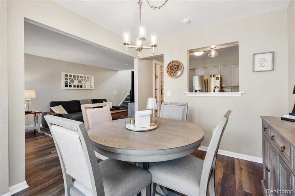 4472 Hunters Circle E, Canton, MI 48188 — Photo 8