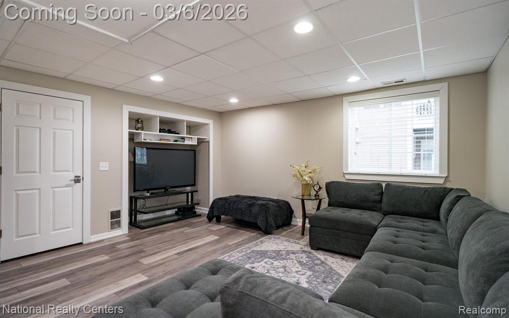 1015 Watersedge Court, Oxford, MI 48371 — Photo 39