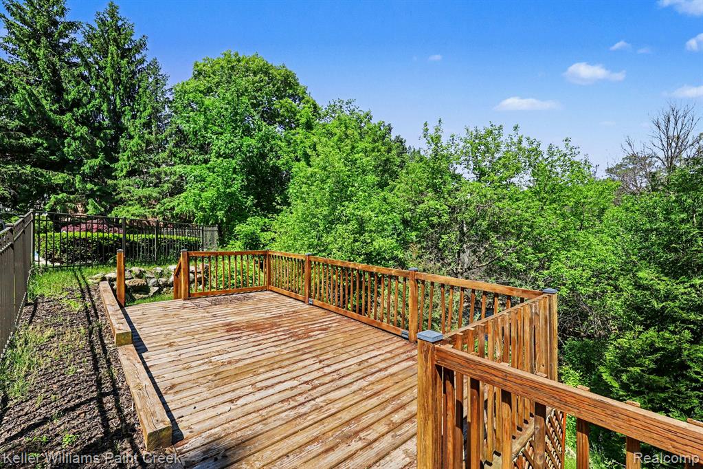1432 Oakmont Court, Lake Orion, MI 48362 — Photo 27