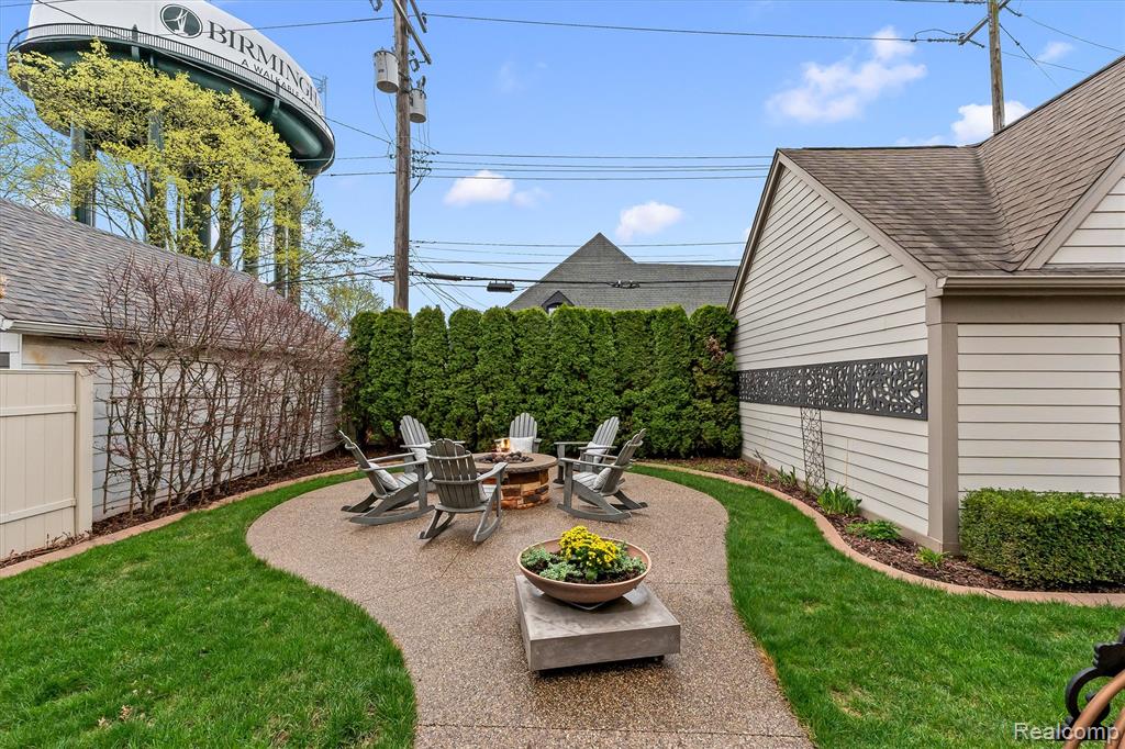 556 Ridgedale Avenue, Birmingham, MI 48009 — Photo 27