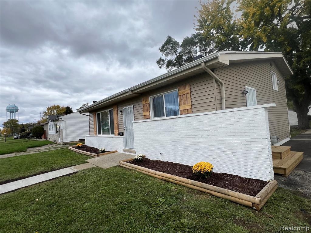 6094 Penwood Road, Mount Morris, MI 48458 — Photo 3