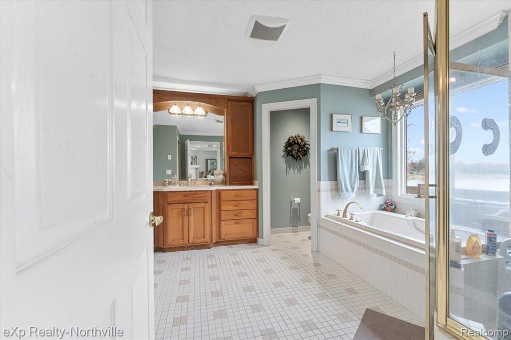 9283 FIRWOOD Road, South Lyon, MI 48178 — Photo 25