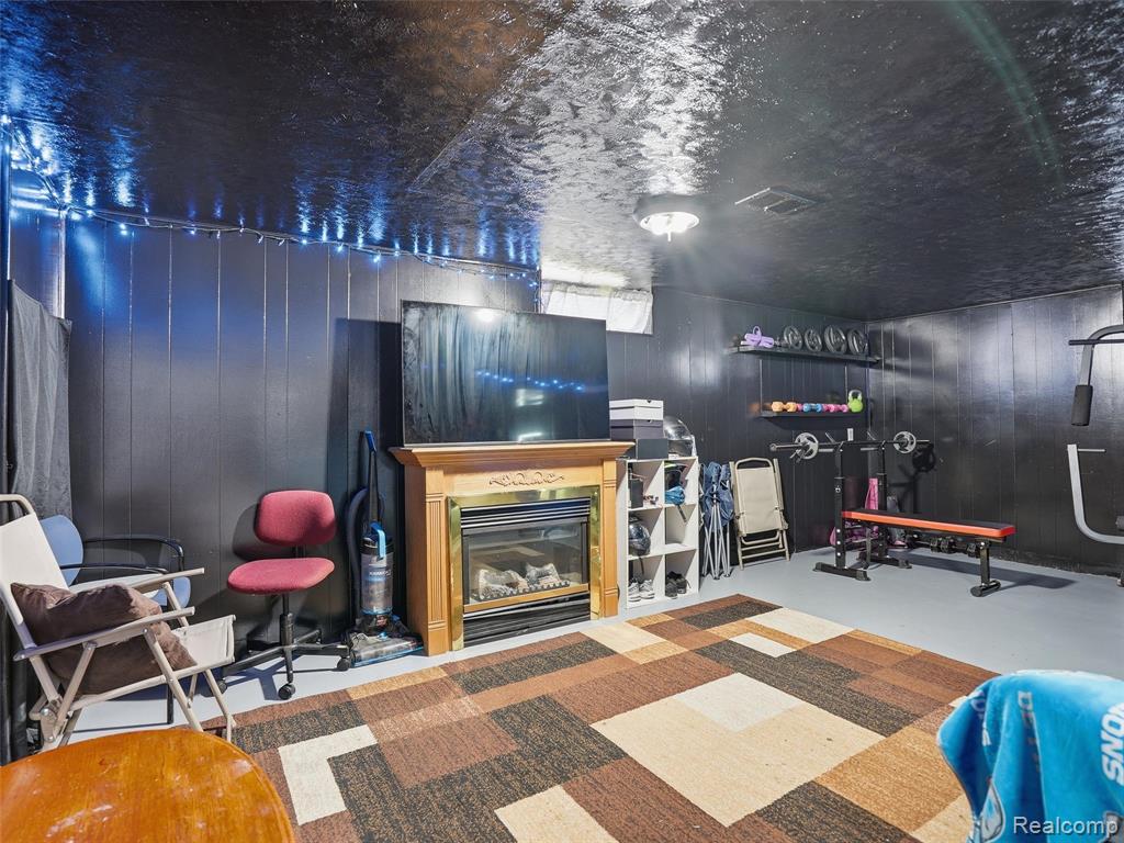 2112 Reo Avenue, Lincoln Park, MI 48146 — Photo 17