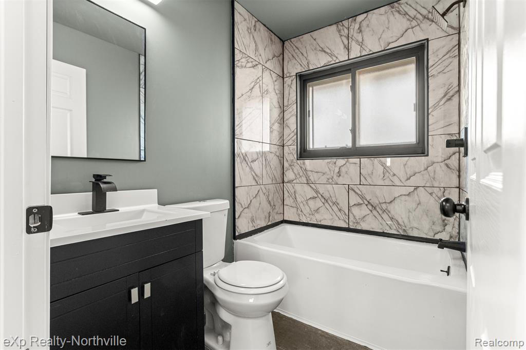 4675 Julius Boulevard, Westland, MI 48186 — Photo 21
