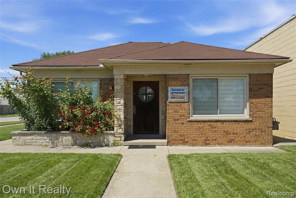 7247 Schaefer Road, Dearborn, MI 48126 — Photo 2