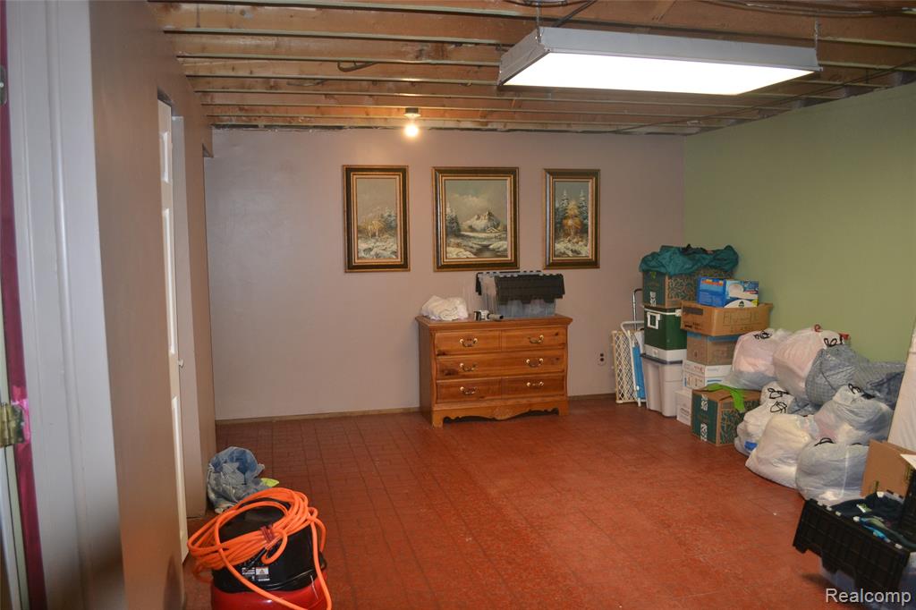 42428 Greenbrier Lane, Clinton Twp, MI 48038 — Photo 19