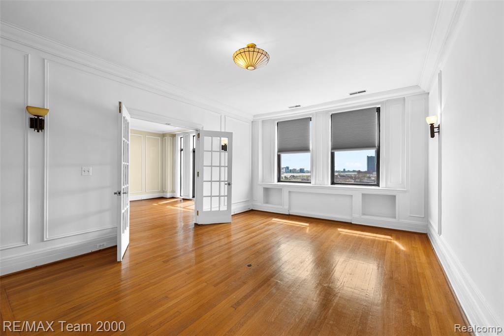 2900 E Jefferson Avenue, 61-C8, Detroit, MI 48207 — Photo 35