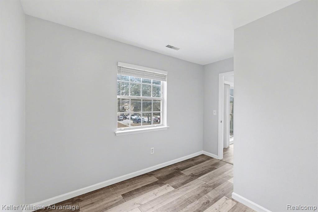 833 Bloomfield Village Boulevard, H, Auburn Hills, MI 48326 — Photo 13