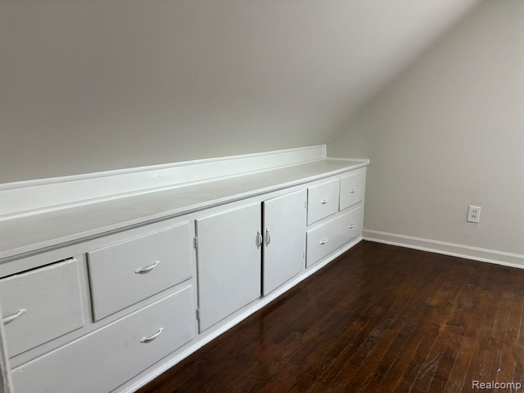 8149 Standard, Center Line, MI 48015 — Photo 20