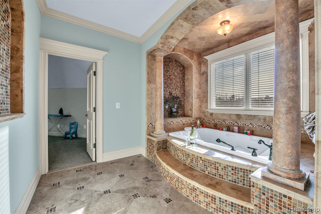 277 Brittany Lane, Saline, MI 48176 — Photo 48