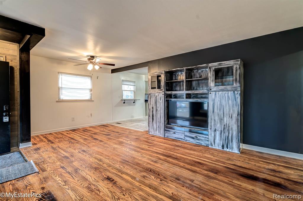 1251 CLARITA Street, Ypsilanti, MI 48198 — Photo 26