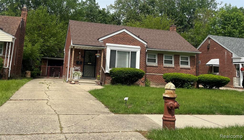 9581 Heyden Street, Detroit, MI 48228 — front exterior