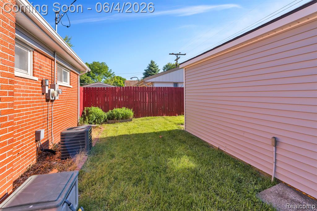 8145 Bailey Street, Taylor, MI 48180 — Photo 34