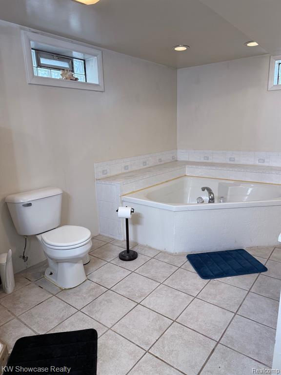 7218 Garvin Terrace, Waterford, MI 48329 — Photo 14