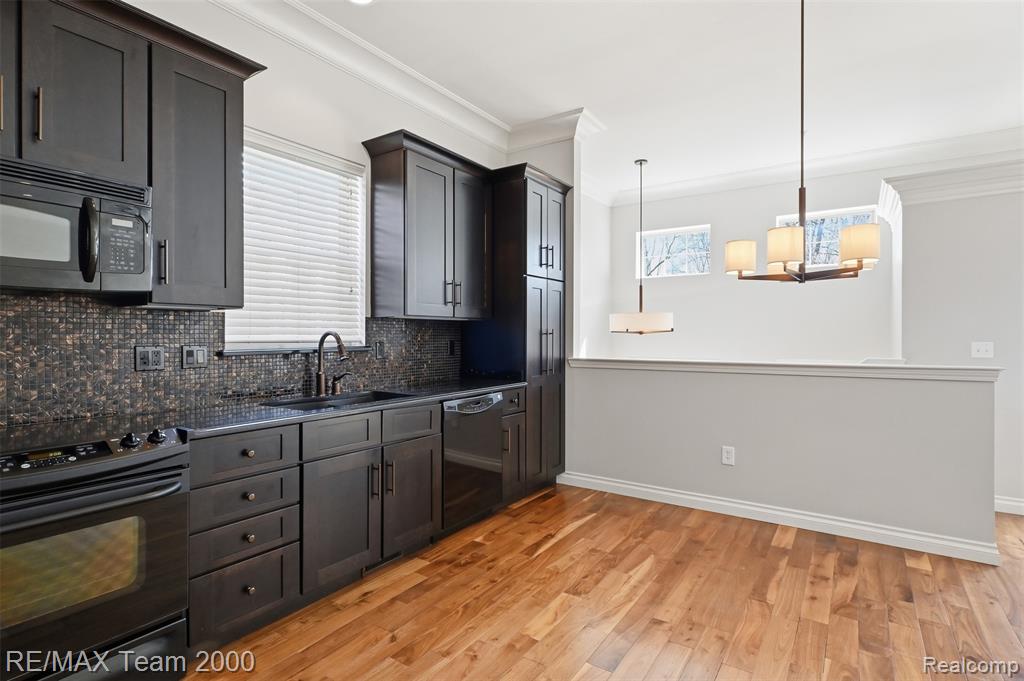 39750 ROCKCREST Circle, Northville, MI, 48168