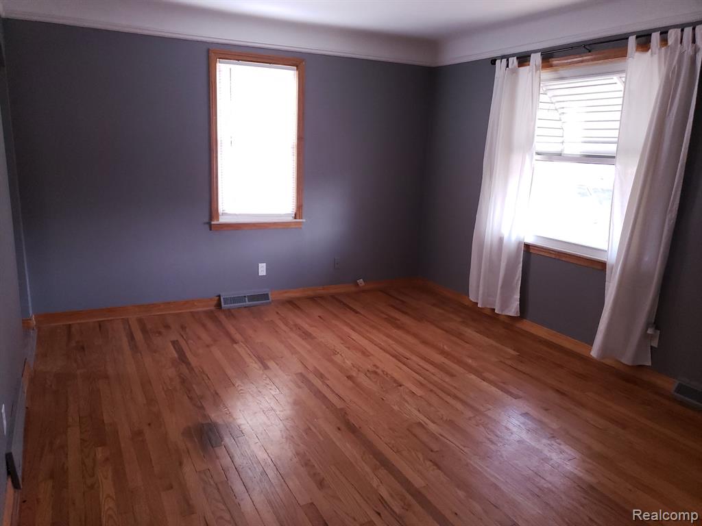 6849 LOZIER Avenue, Warren, MI 48091 — Photo 3